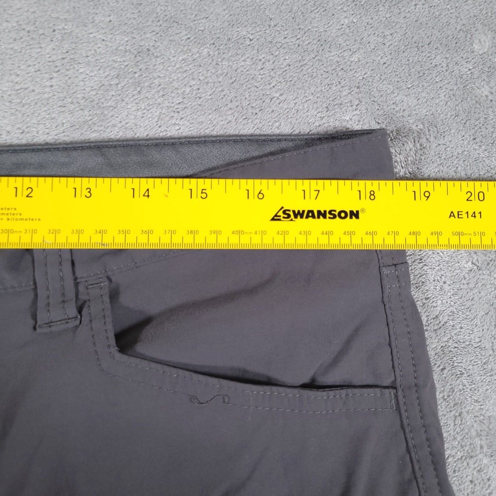 Eddie Bauer Shorts Mens 35 Gray Rainier Cargo Hiking Outdoor Trail Lightweight - Picture 6 of 11